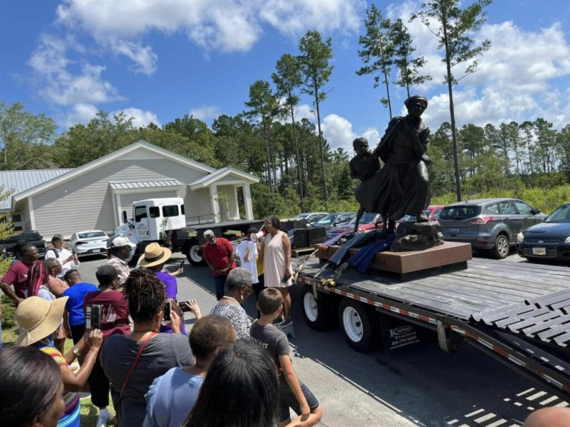 marilyn-hemingway-at-tubman-statue-reveal-1024768