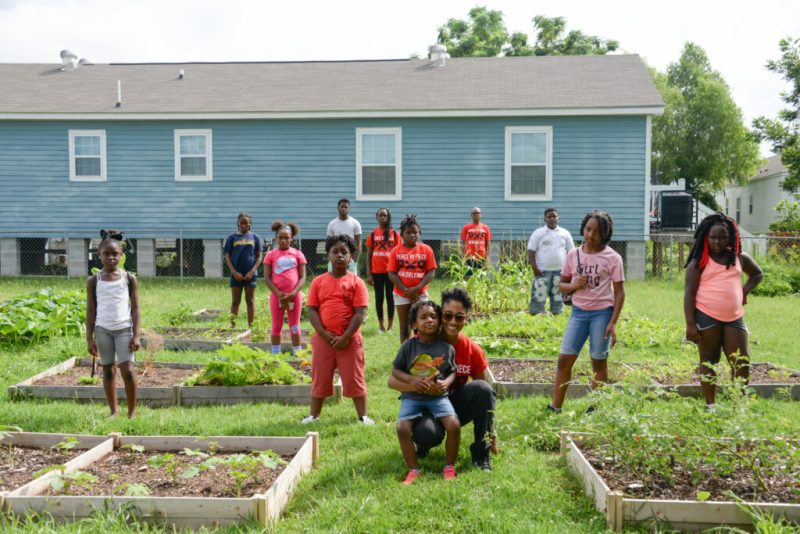hollygrove-neighbors-association-scaled-1-1024683