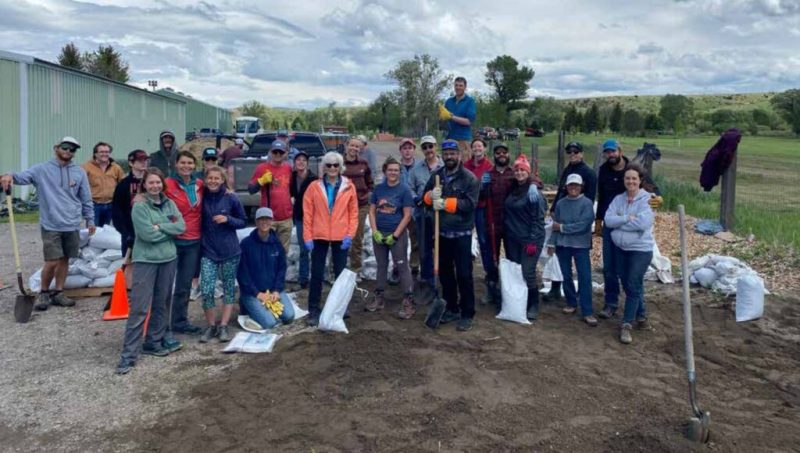 pcec_volunteers-1024580-1