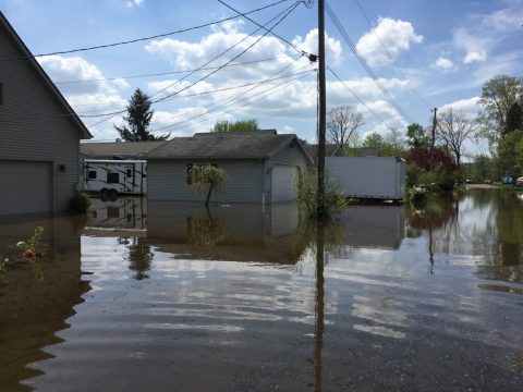 residents-working-against-huron-river-flooding-1-1024768